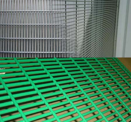 358 Mesh Fencing 2