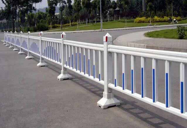 Fence manufacturer