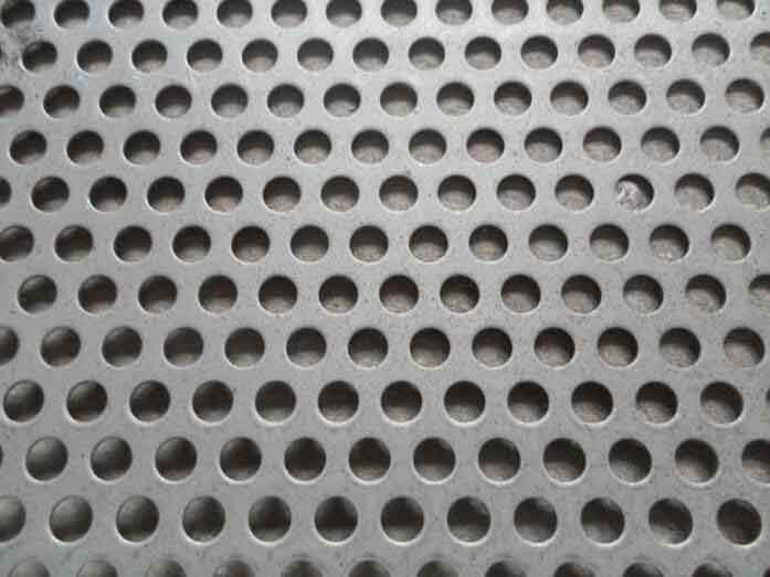 Iron plate punching net